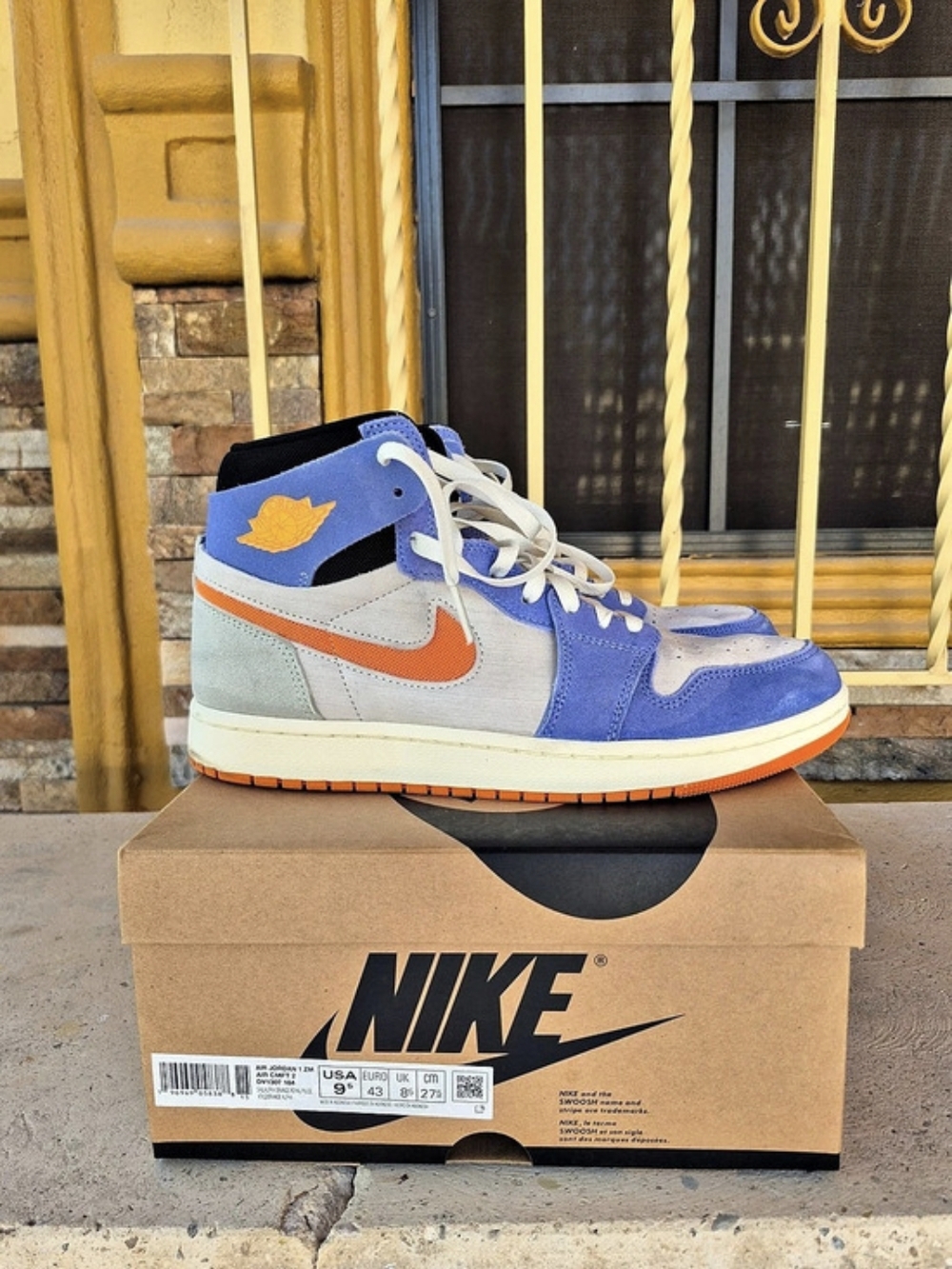 Nike Air Jordan 1 High-Top Sneakers Blue & Orange US 8.5 Like New